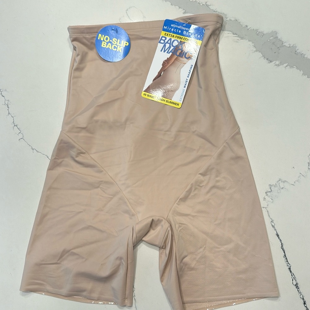 High waisted  shaper short!